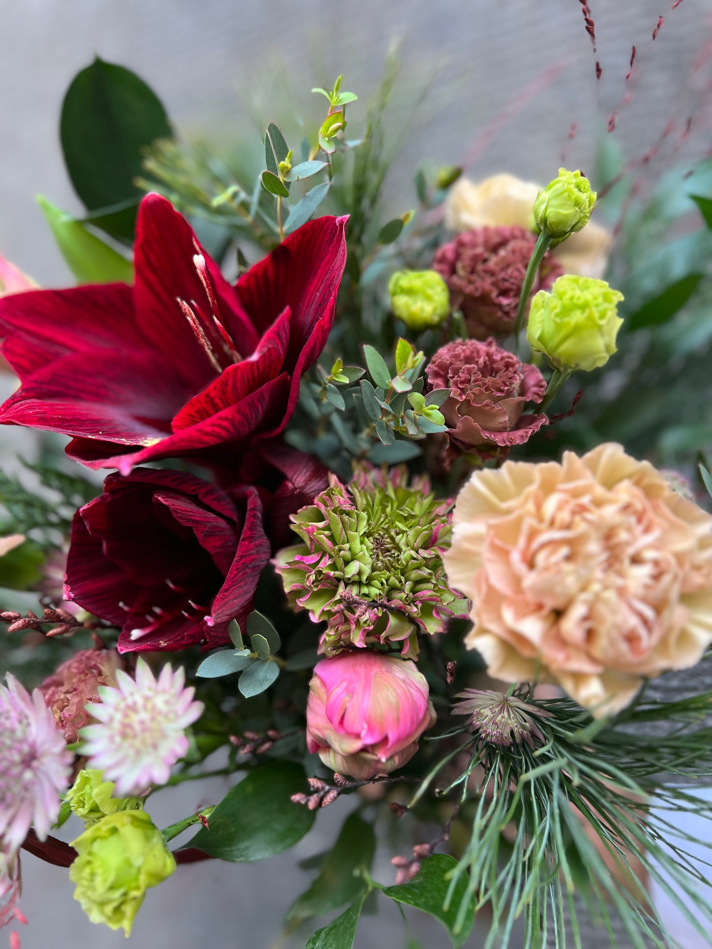 CHRISTMAS BOUQUET