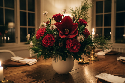 Joulu kimppu bouquet in Finnish cottage at night