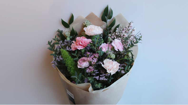 Spring Bouquet 16:9 - High Resolution